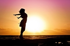 woman-570883_240